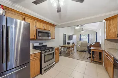 2323 Avenue A, Nederland, TX 77627 - Photo 9