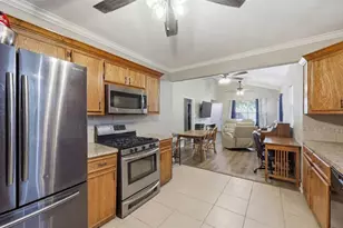 2323 Ave A, Nederland, TX 77627 - Photo 9