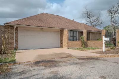 1513 Crestmont Street, Wharton, TX 77488 - Photo 1