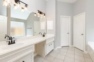 14718 Arbor Trace Ln, Humble, TX 77396 - Photo 17