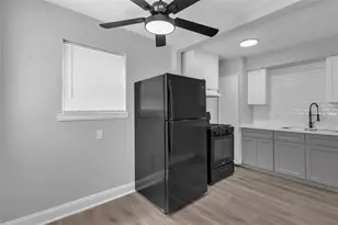 3613 Crane St, Houston, TX 77026 - Photo 5