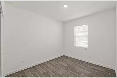 7826 Jade Crest Drive, Angleton, TX 77515 - Photo 17