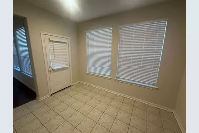 127 W Burberry Circle, Conroe, TX 77384 - Photo 9