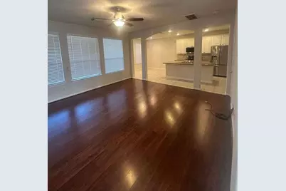 127 W Burberry Circle, Conroe, TX 77384 - Photo 5