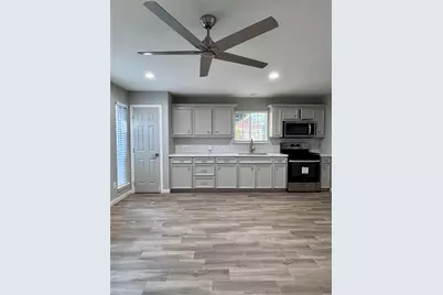 1514 Park Street #B, Houston, TX 77019 - Photo 1