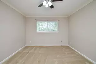 13074 Trail Hollow Dr, Houston, TX 77079 - Photo 29