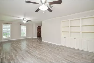 13074 Trail Hollow Drive #3074, Houston, TX 77079 - Photo 9