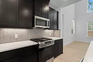 707 Campbell Xing Ct, Willis, TX 77318 - Photo 7