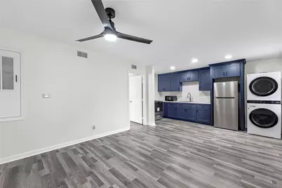 7614 Grahamcrest Drive #2, Houston, TX 77061 - Photo 5