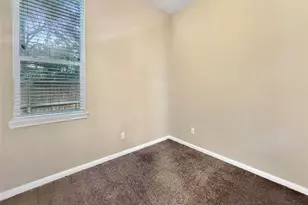 26 Cheswood Manor Drive, The Woodlands, TX 77382 - Photo 9