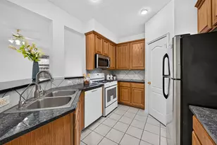 3623 Fallen Palms Ct, Houston, TX 77042 - Photo 5