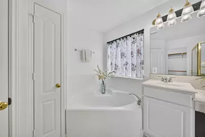 3623 Fallen Palms Court, Houston, TX 77042 - Photo 13