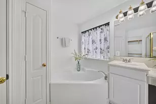 3623 Fallen Palms Ct, Houston, TX 77042 - Photo 13