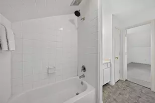3623 Fallen Palms Ct, Houston, TX 77042 - Photo 25