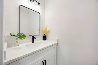 2118 Des Chaumes Street, Houston, TX 77026 - Photo 17