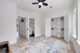 2118 Des Chaumes St, Houston, TX 77026 - Photo 25