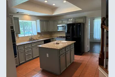 4635 Meadow Green Drive, Sugar Land, TX 77479 - Photo 7