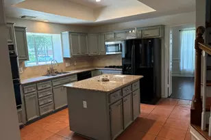 4635 Meadow Green Dr, Sugar Land, TX 77479 - Photo 7