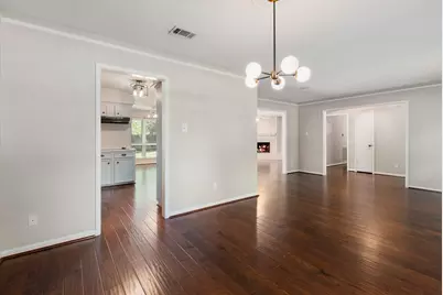 11510 Timberwild Street, The Woodlands, TX 77380 - Photo 9