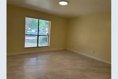 2826 Green Fields Drive, Sugar Land, TX 77479 - Photo 9