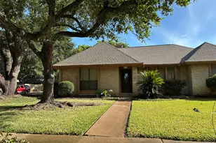 2826 Green Fields Dr, Sugar Land, TX 77479 - Photo 1