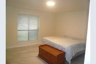 2826 Green Fields Drive, Sugar Land, TX 77479 - Photo 5