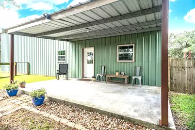 2133 Co Rd 125, Edna, TX 77957 - Photo 3