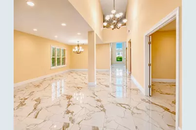 8119 Moss Stone Drive, Sugar Land, TX 77479 - Photo 5