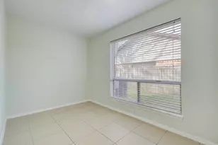 11307 Birdwing Ln, Houston, TX 77067 - Photo 9