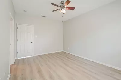 717 Cedarwood, Friendswood, TX 77546 - Photo 31