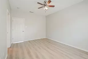 717 Cedarwood, Friendswood, TX 77546 - Photo 31