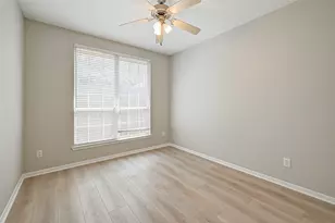 717 Cedarwood, Friendswood, TX 77546 - Photo 23