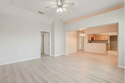717 Cedarwood, Friendswood, TX 77546 - Photo 7