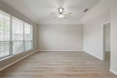 717 Cedarwood, Friendswood, TX 77546 - Photo 5