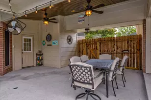 2402 Sarasota Dr, Friendswood, TX 77546 - Photo 39
