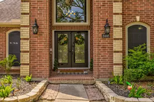 2402 Sarasota Dr, Friendswood, TX 77546 - Photo 45