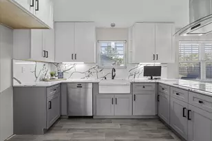 15231 Penn Hills Ln, Houston, TX 77062 - Photo 7