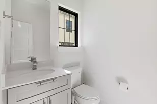 11930 S Hoa Sen Cir, Houston, TX 77072 - Photo 17