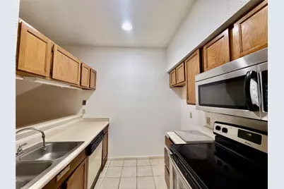 8055 Cambridge Street #71, Houston, TX 77054 - Photo 15