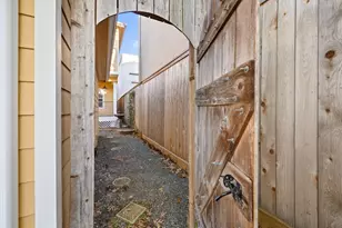 1106 W 18th St, Houston, TX 77008 - Photo 27