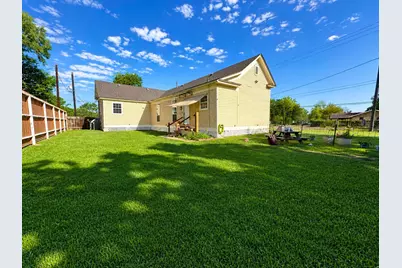 322 N Resident, Wharton, TX 77488 - Photo 19