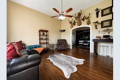 322 N Resident, Wharton, TX 77488 - Photo 7