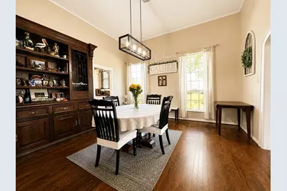 322 N Resident, Wharton, TX 77488 - Photo 5