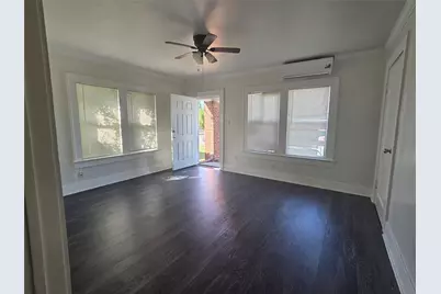 114 Canton Street #B 1/2, Houston, TX 77012 - Photo 5