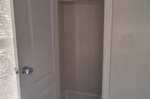 114 Canton St, Houston, TX 77012 - Photo 9