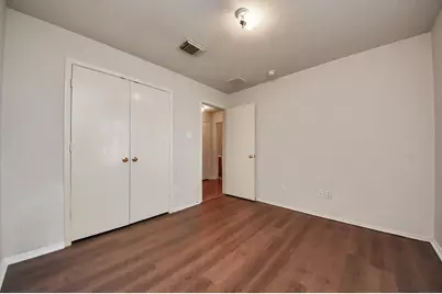 9114 Wolcott Park Lane, Houston, TX 77075 - Photo 15