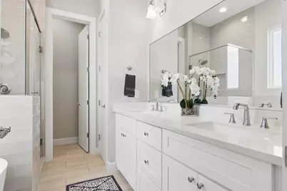 5904 Gardendale Drive #E, Houston, TX 77092 - Photo 17