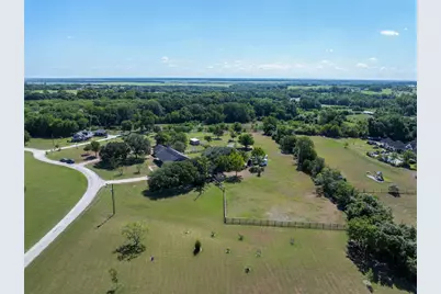 3722 W Hilltop Drive, Chappell Hill, TX 77426 - Photo 31