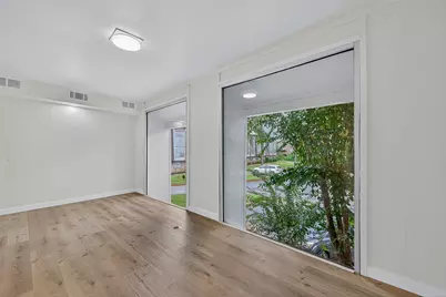 12633 Memorial Drive #216, Houston, TX 77024 - Photo 11