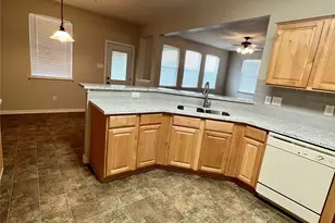 7535 Park Bend Ln, Pasadena, TX 77505 - Photo 5